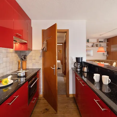 La Toura By Interhome 아파트 *