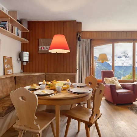 아파트 La Toura By Interhome *